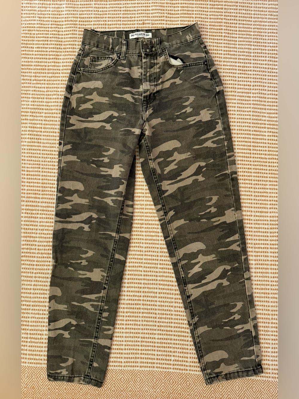 Pull&Bear Camo Jeans - Olive & Khaki